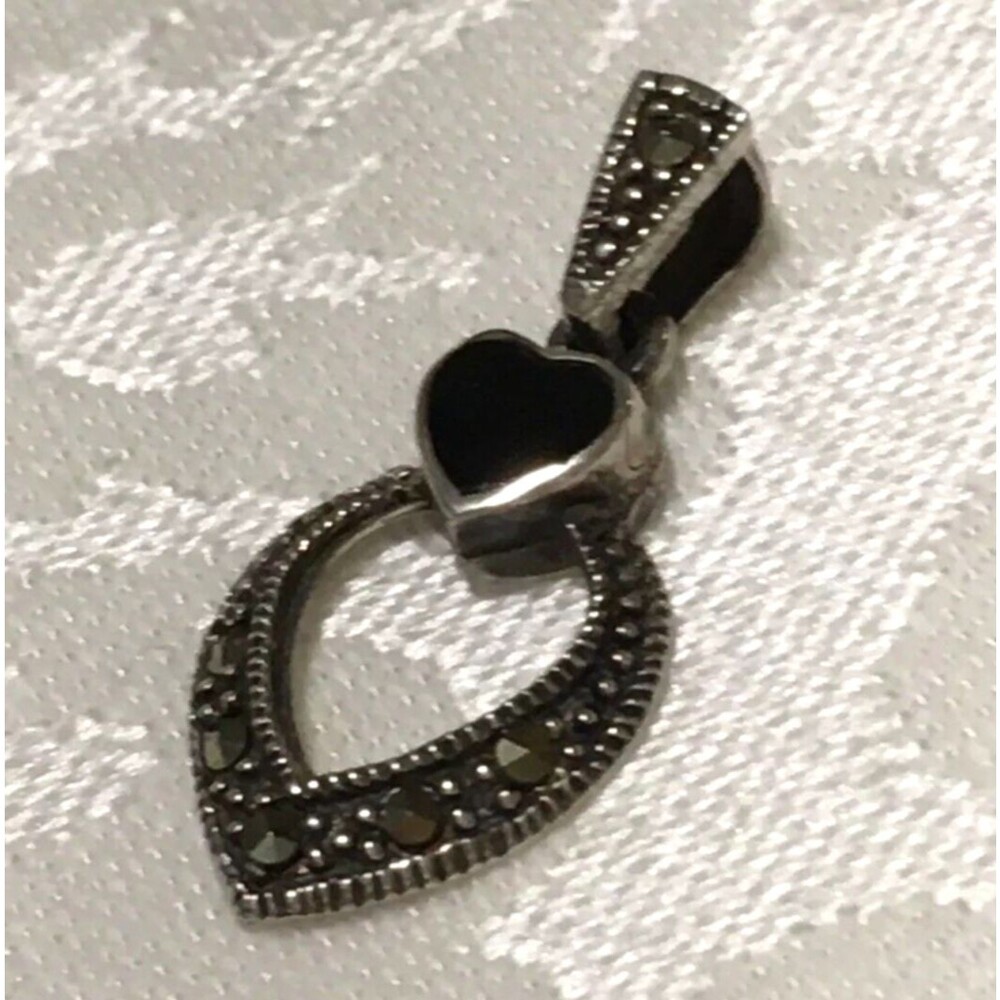 Vintage Sterling Silver 925 Pendant CW signed Marcasite Onyx Heart